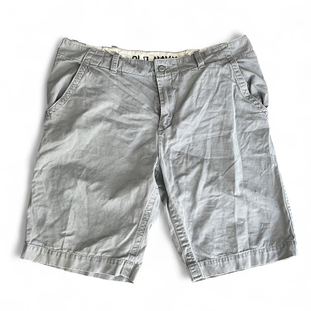 Old Navy Men's Size 38 Gray Loose Fit Chino Shorts Cotton Casual Flat Front